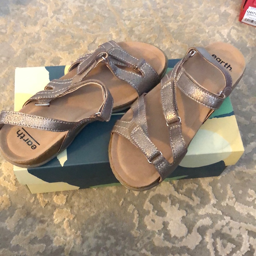 Brown Earth sandals